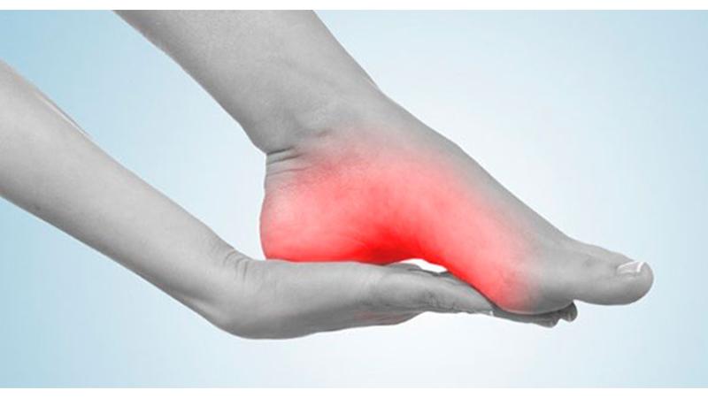 Что делать при сильном ушибе стопы