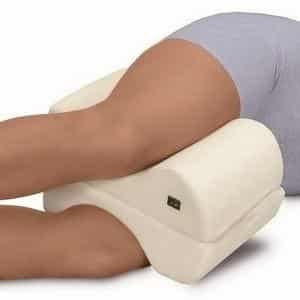 Как правильно спать на ортопедической подушке