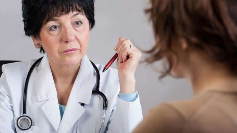 Что делать когда колет в грудной клетке