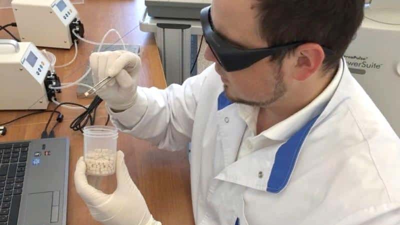 Что такое экстракорпоральная ударно-волновая терапия