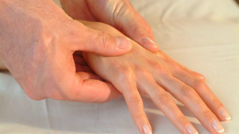 Как проходит хирургическое удаление гигромы