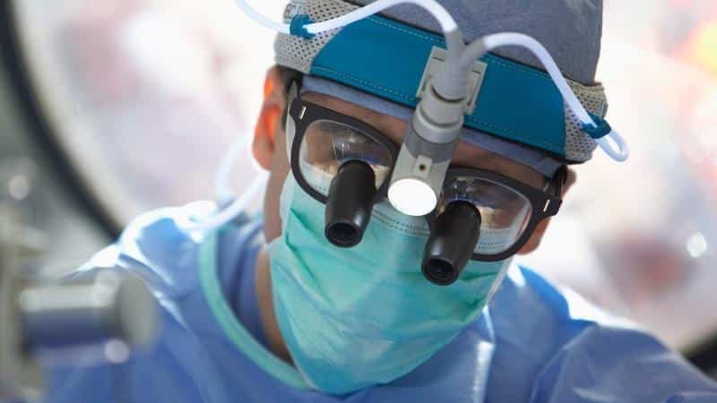 Как проходит хирургическое удаление гигромы