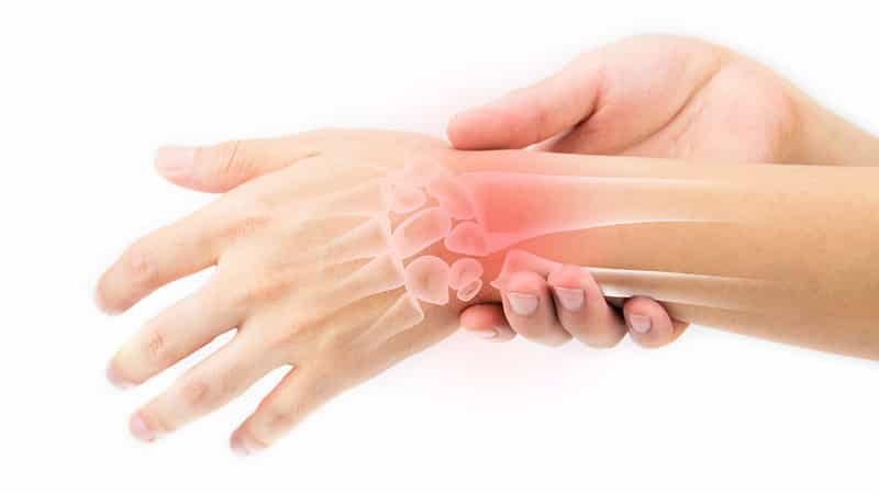 Что делать, если болят руки от локтя до кисти