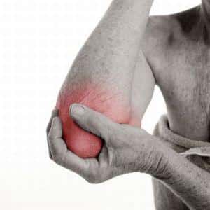 Что делать, если локоть опух и болит