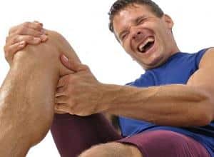 Что делать если свело икроножную мышцу